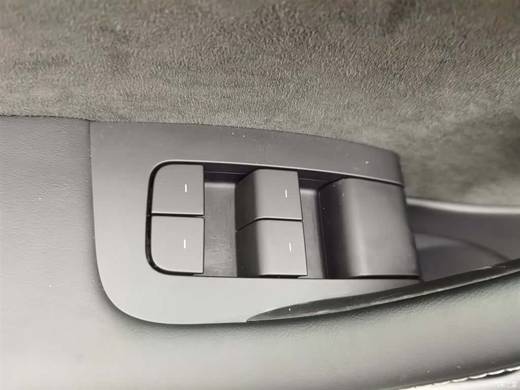 Tesla Model 3, 2023 9