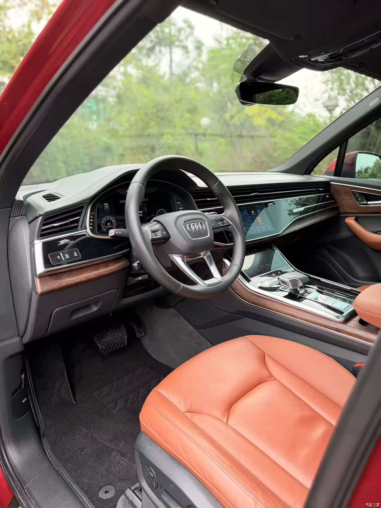 Audi Q7, 2020 10