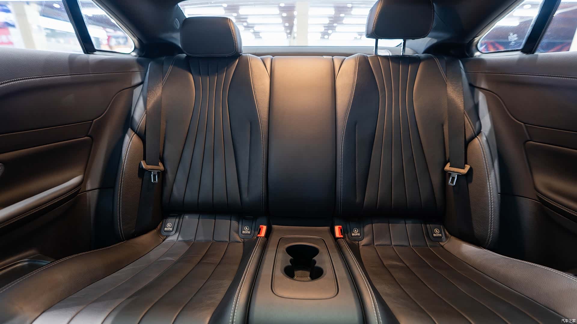 Mercedes-Benz E-Class, 2019 10