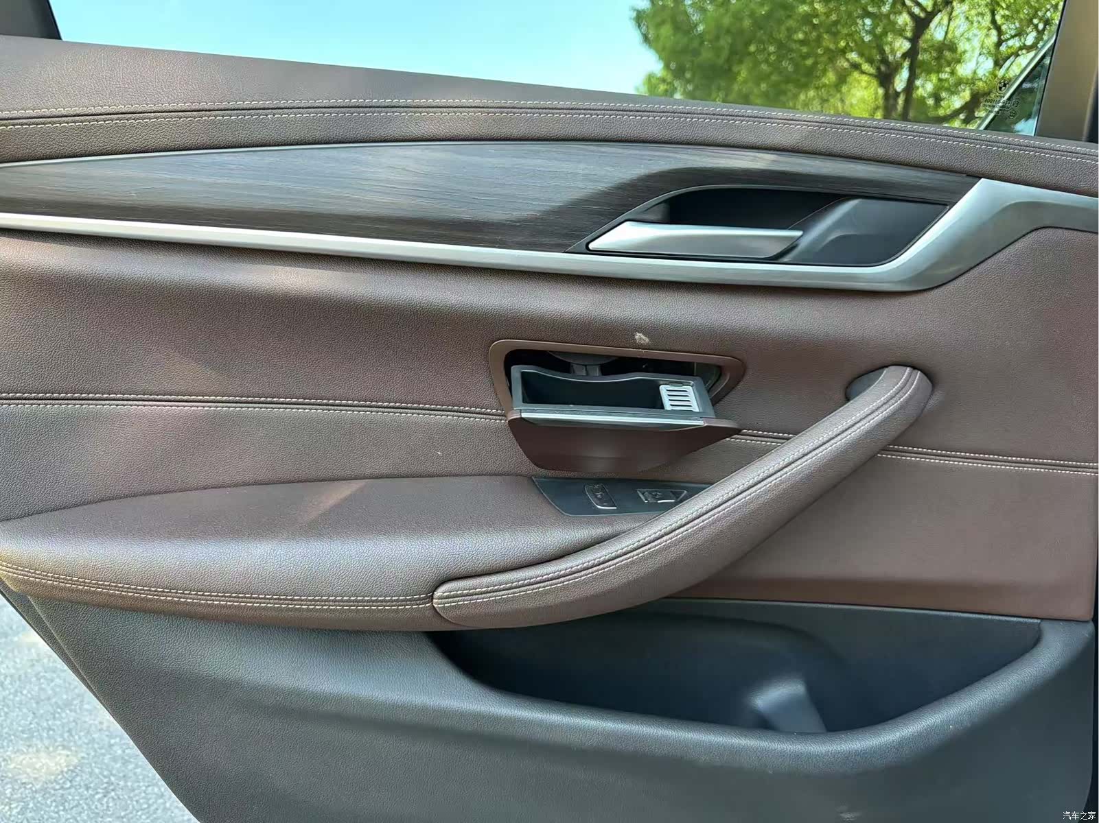 BMW 5 Series, 2021 13