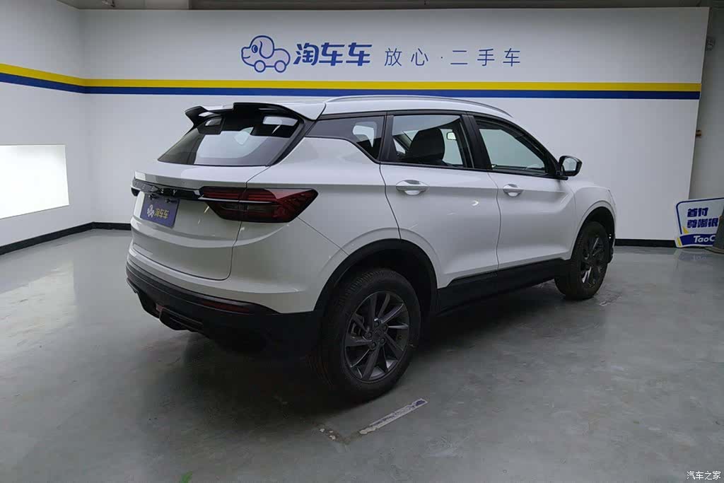 Geely Coolray, 2024 3