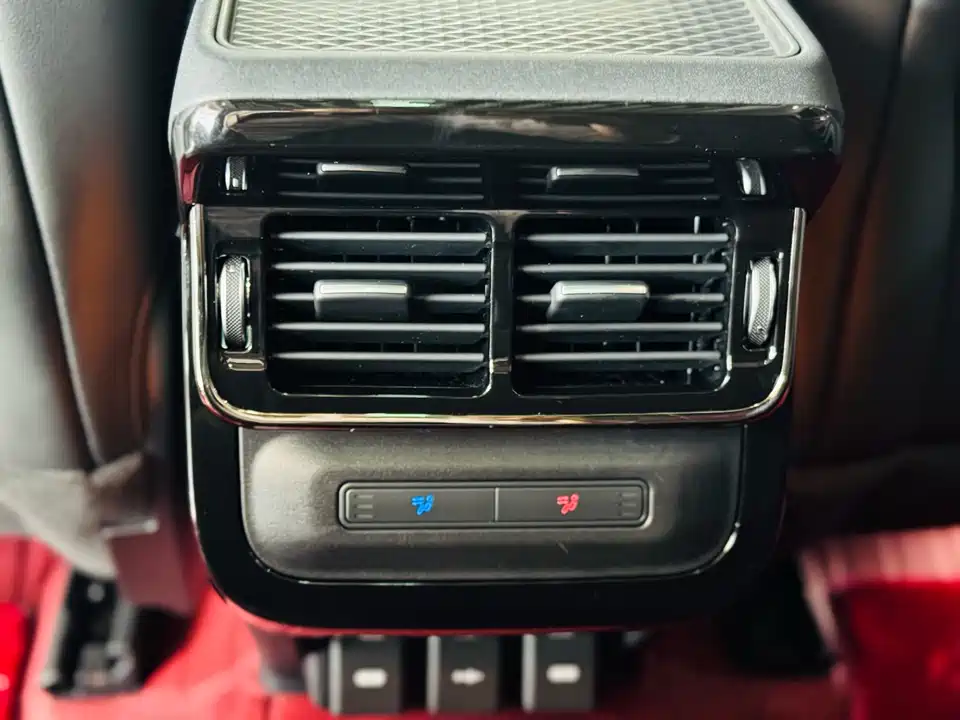 Land Rover Range Rover Aurora