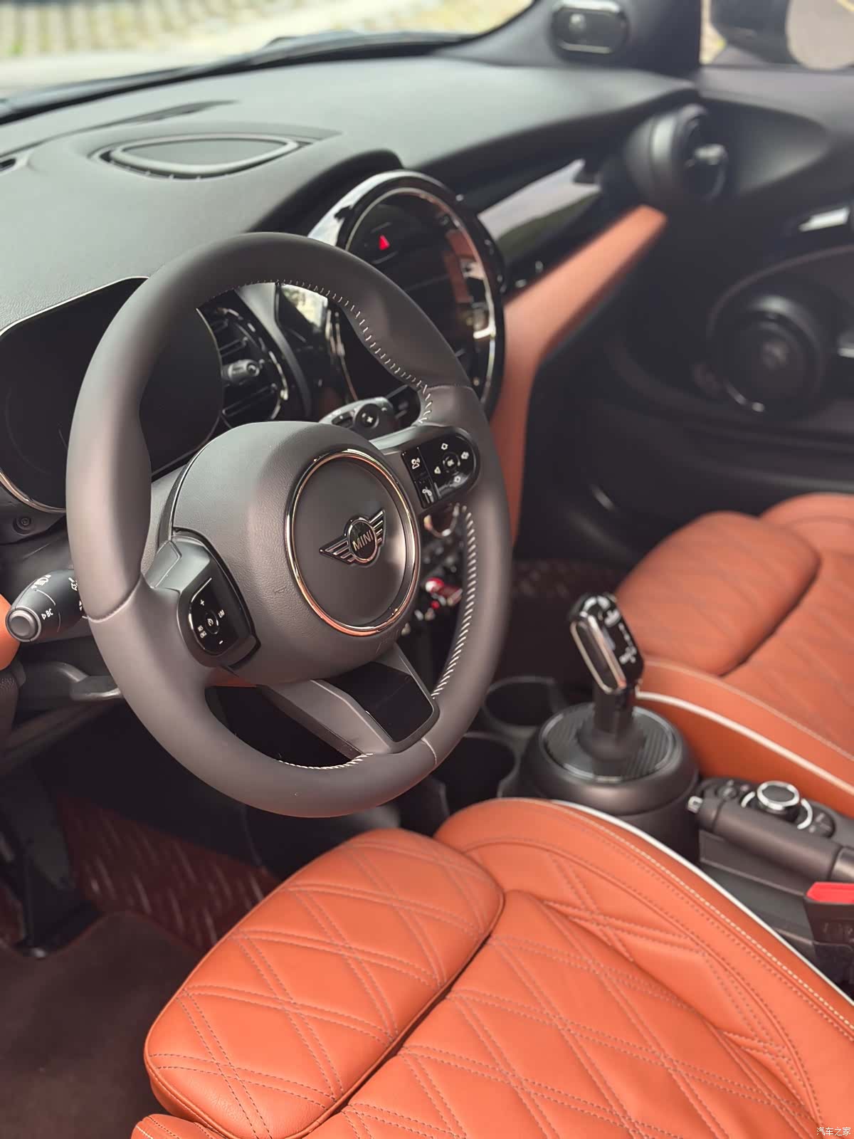 Mini Cooper, 2023 9