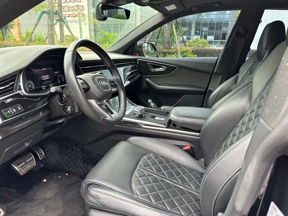 Audi Q8 Audi Q8
