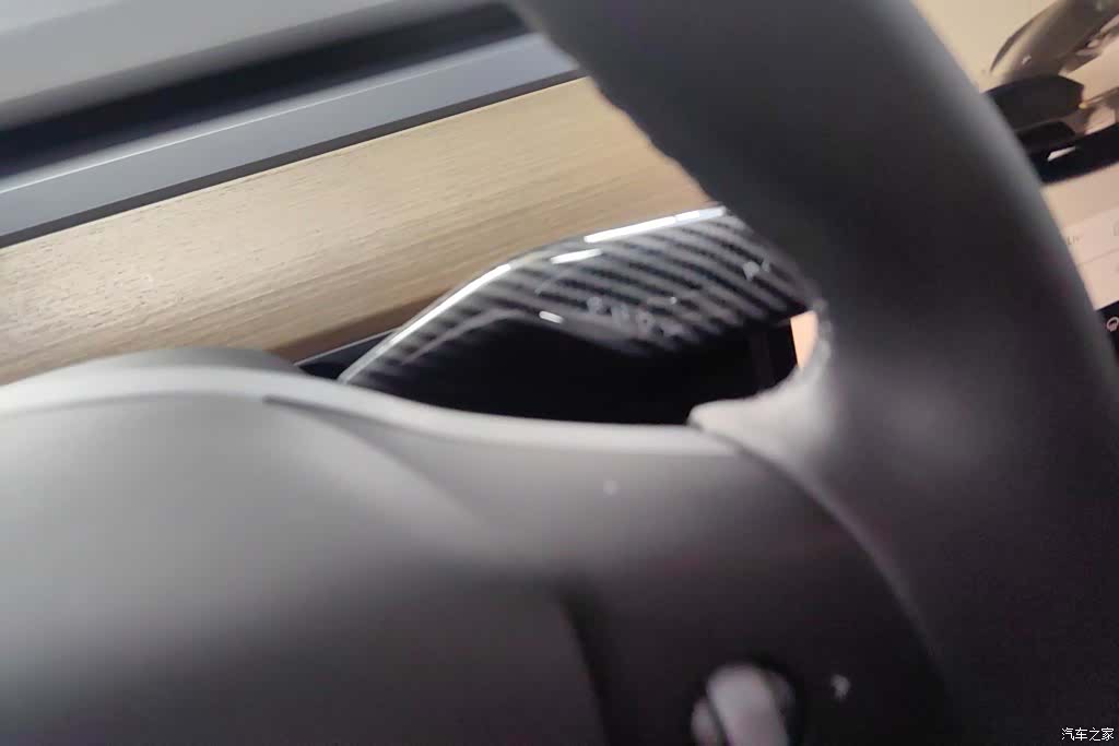 Tesla Model Y, 2022 16