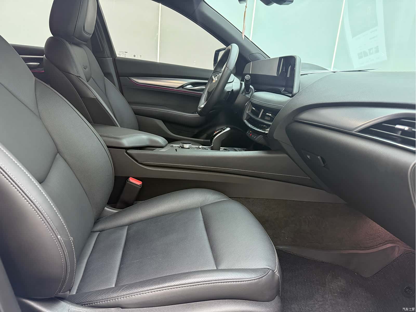 Cadillac CT5, 2024 8
