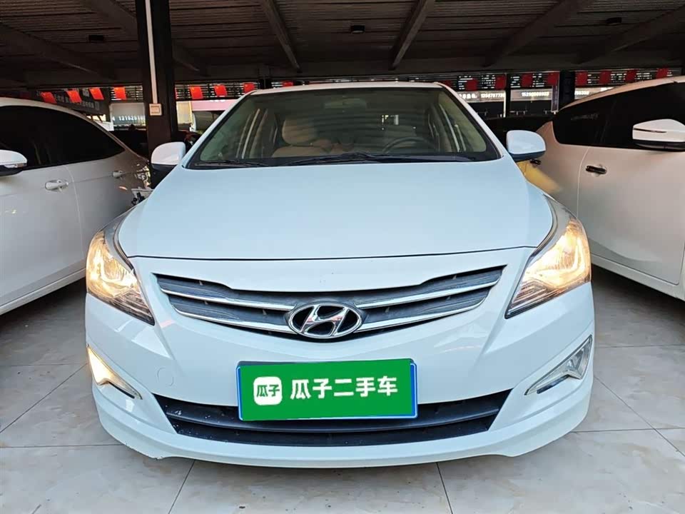 Hyundai Rena