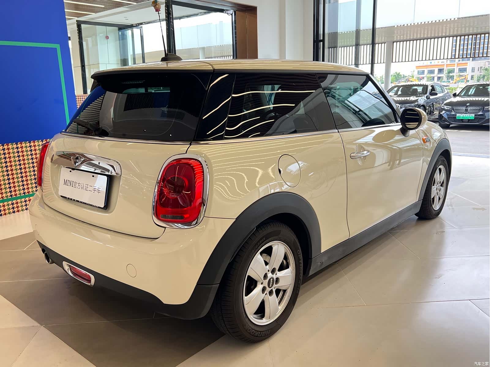 Mini ONE, 2018 6