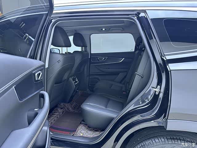 Chery Tiggo 8, 2024 11