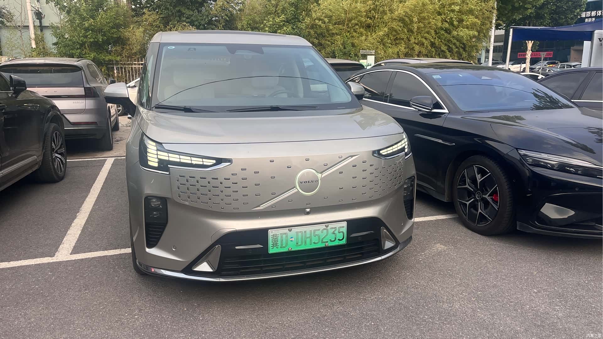 Volvo EM90, 2024 2