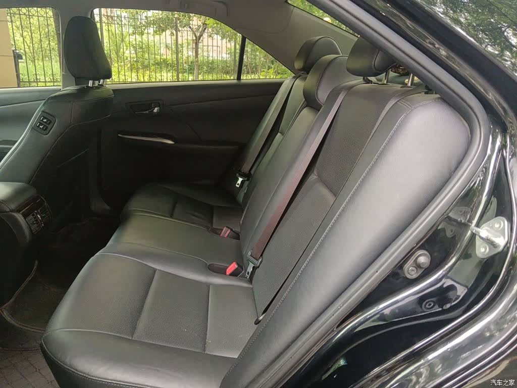 Toyota Camry, 2016 18