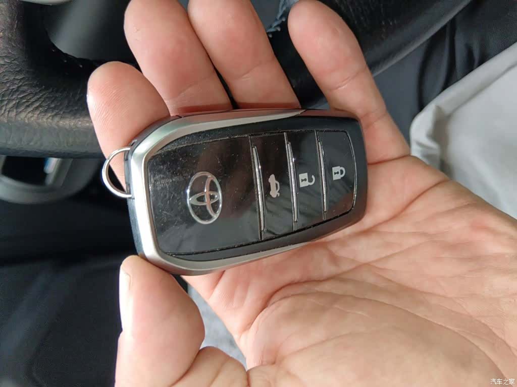Toyota Camry, 2016 9