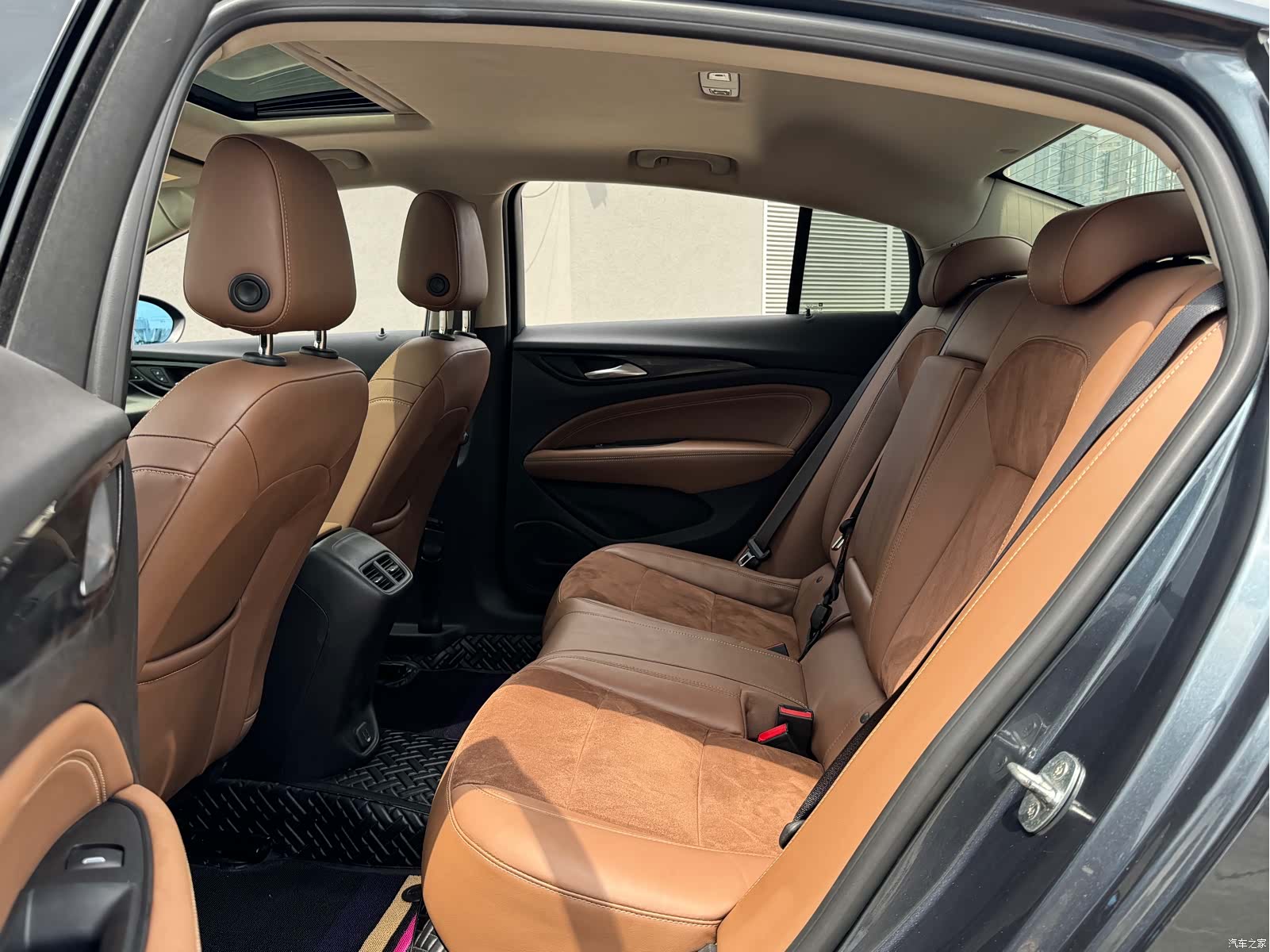 Buick Regal, 2019 10
