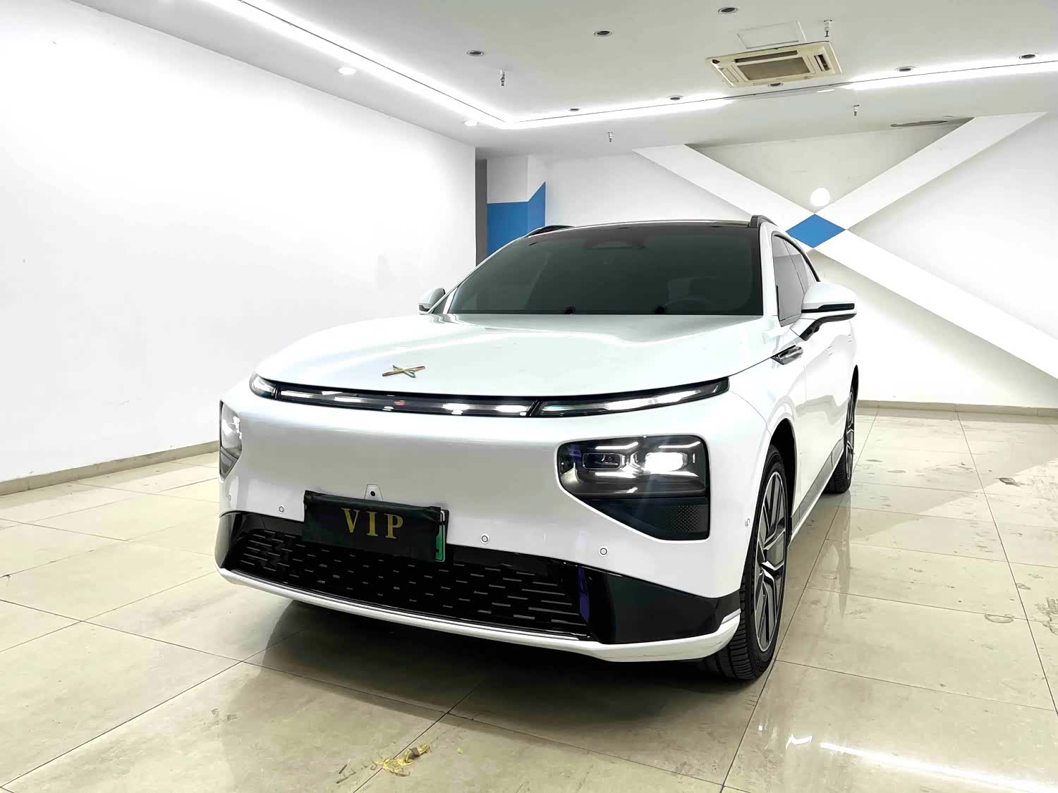 Xpeng G9