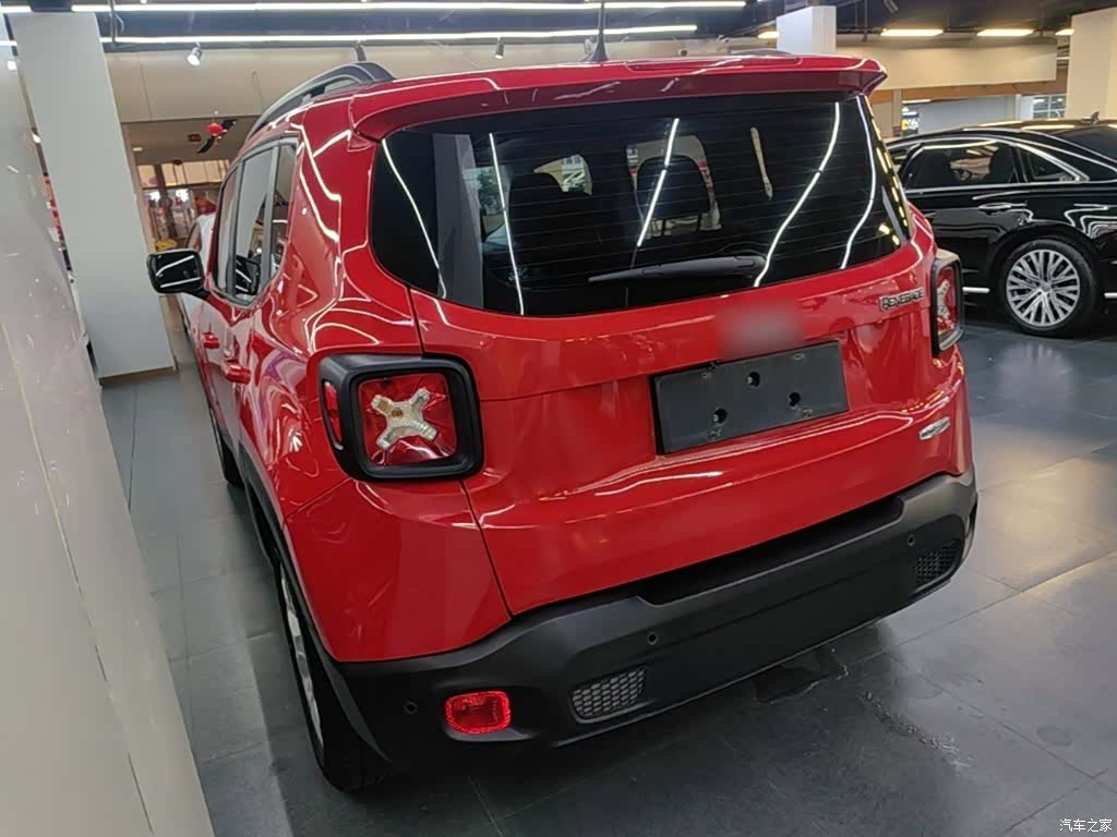 Jeep Renegade, 2017 все фото