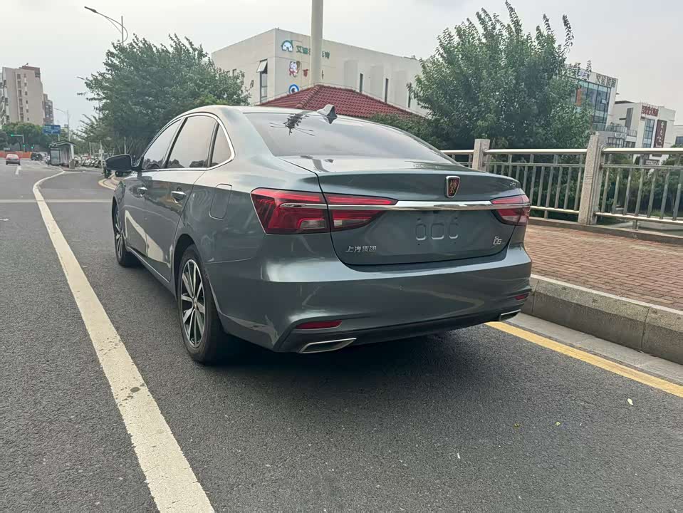 Roewe i6 Roewe i6