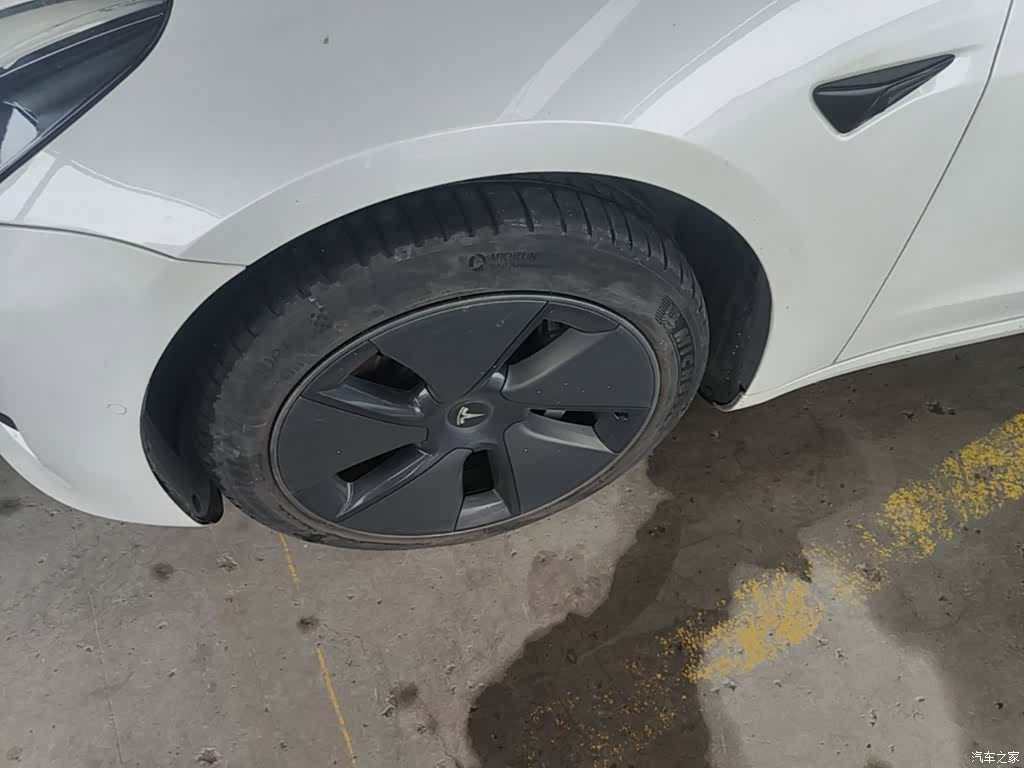 Tesla Model 3, 2021 23