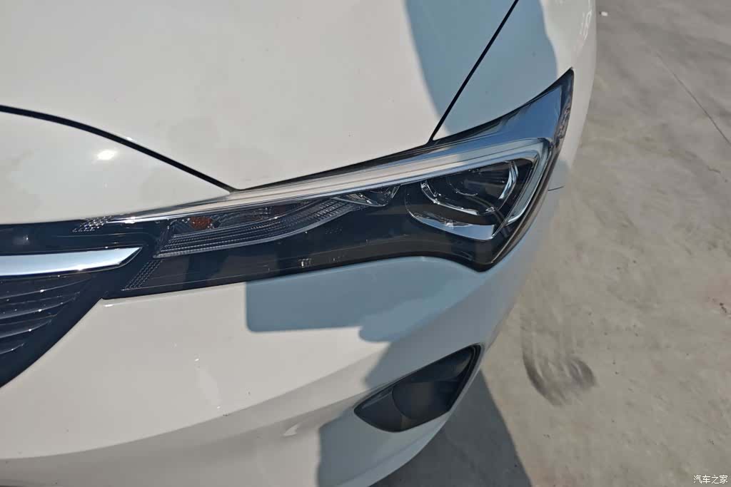 Buick Verano, 2023 все фото