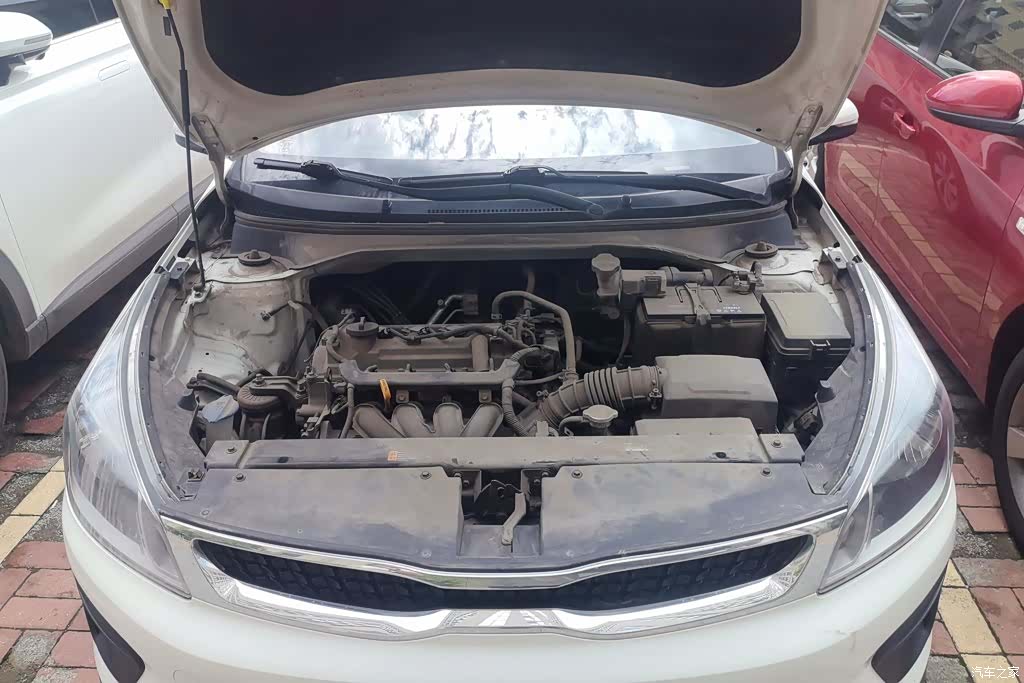 Kia KX, 2017 10