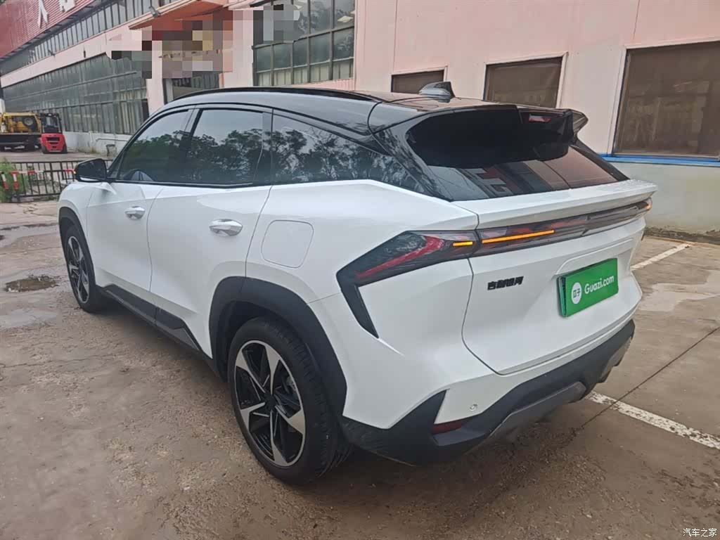 Geely Galaxy L7, 2023 23