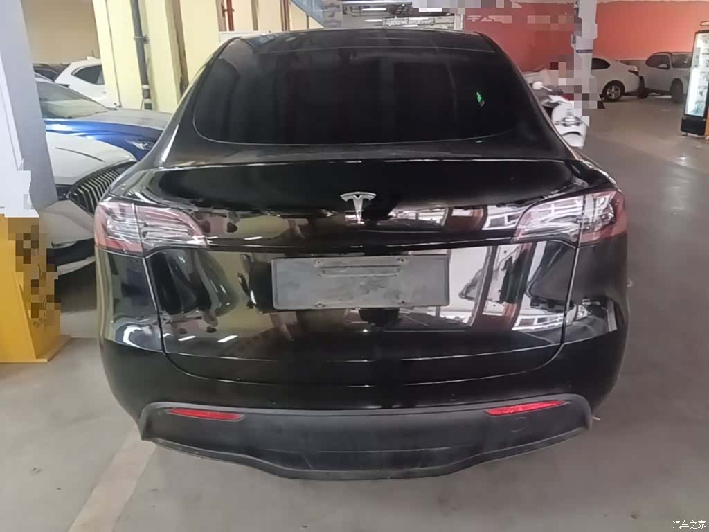 Tesla Model Y, 2021 6