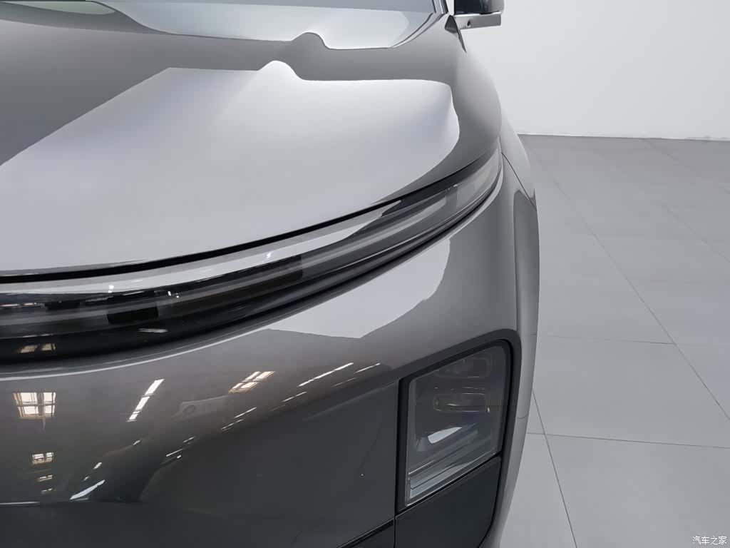 Li Auto L6, 2024 7