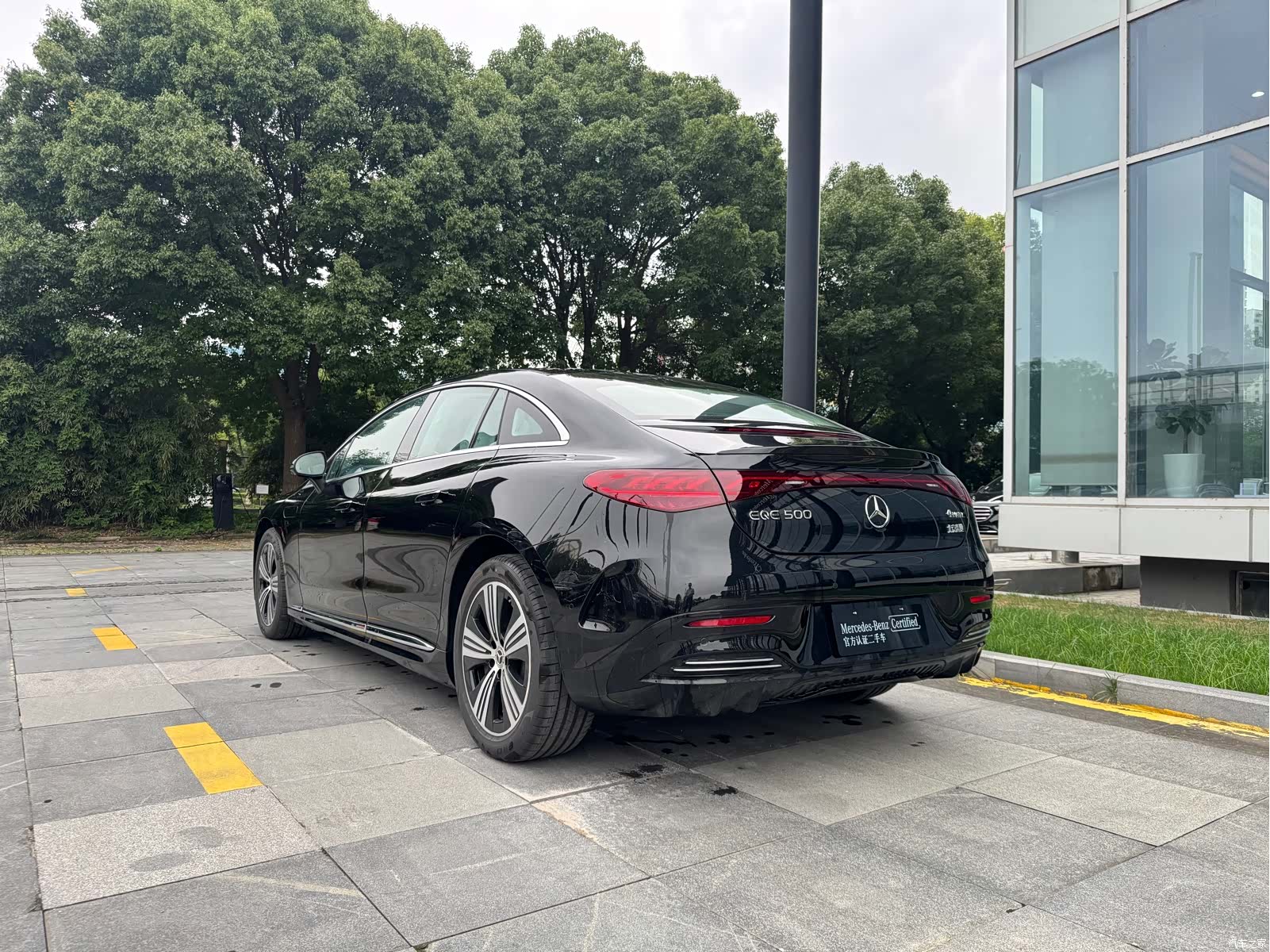 Mercedes-Benz EQE, 2025 17
