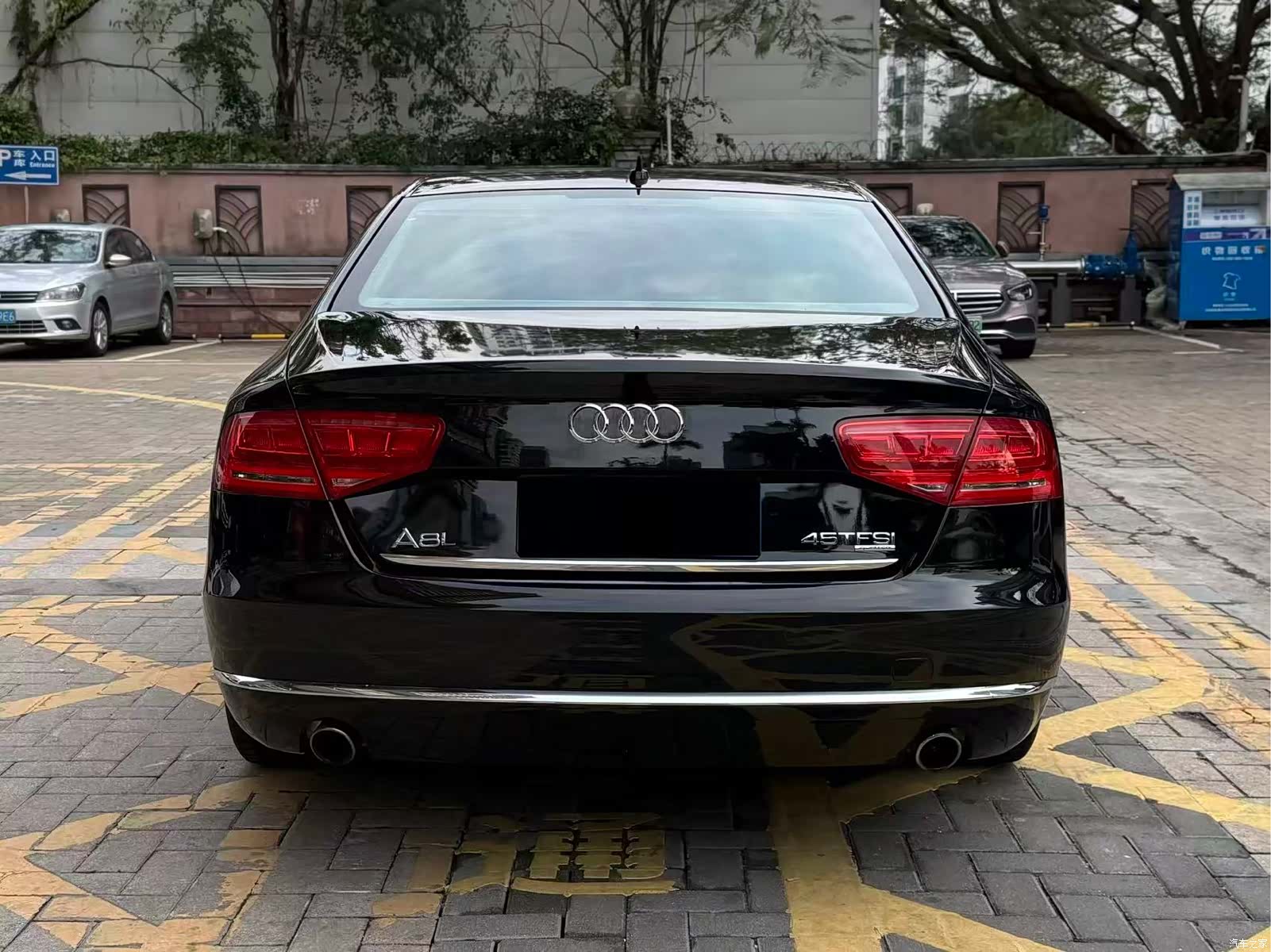Audi A8L, 2012 10