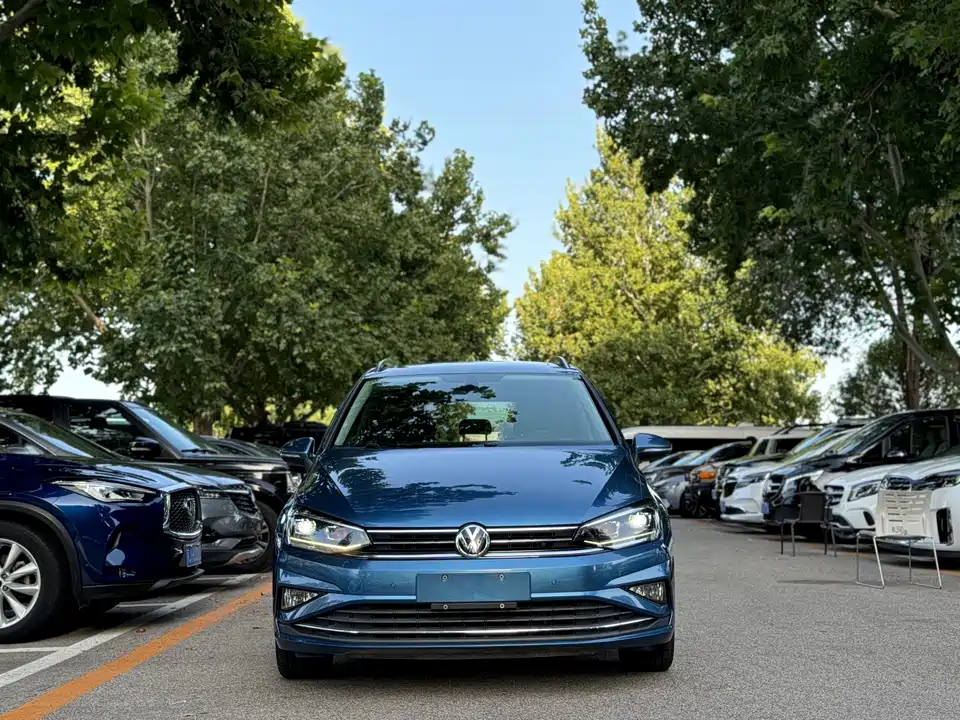 Volkswagen Golf*Jiayu