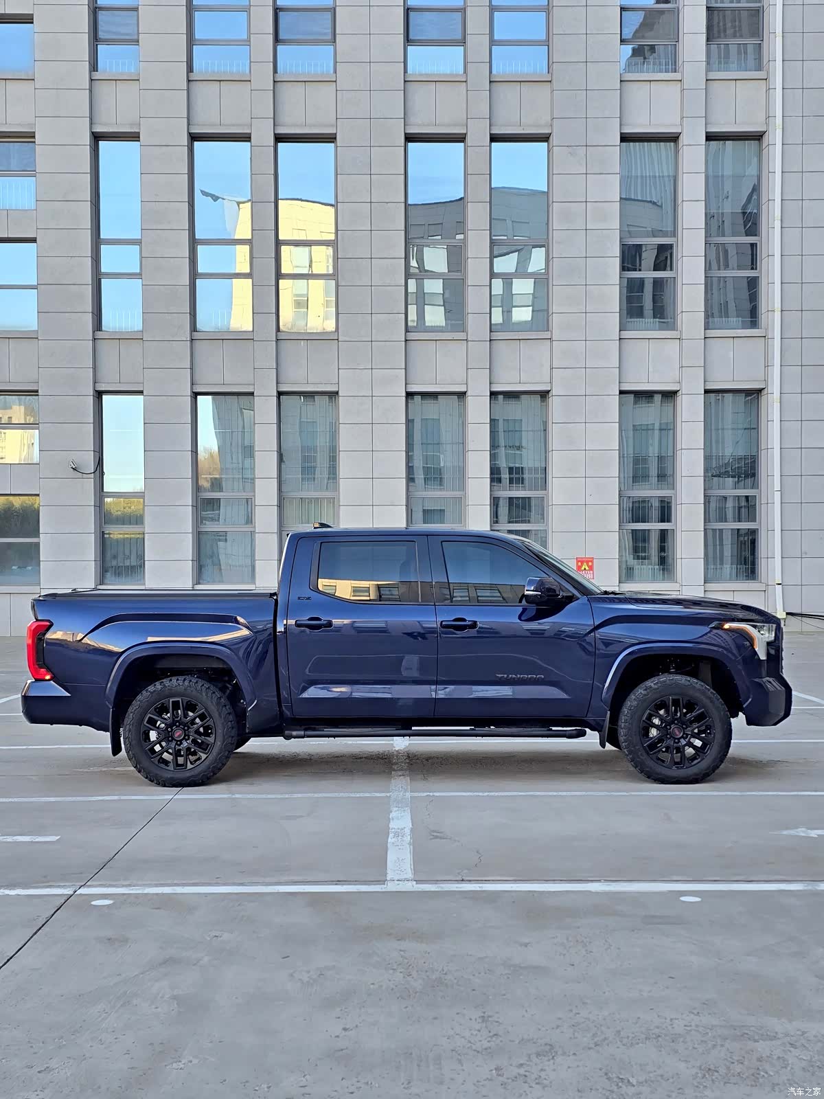 Toyota Tundra, 2022 10