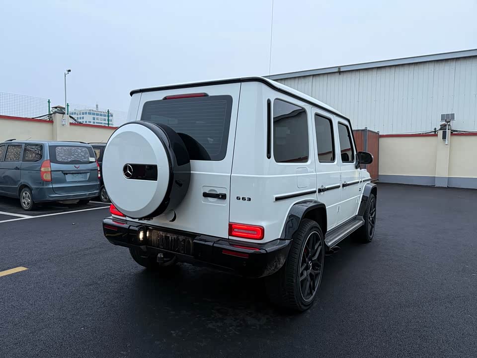 Mercedes-Benz G-class