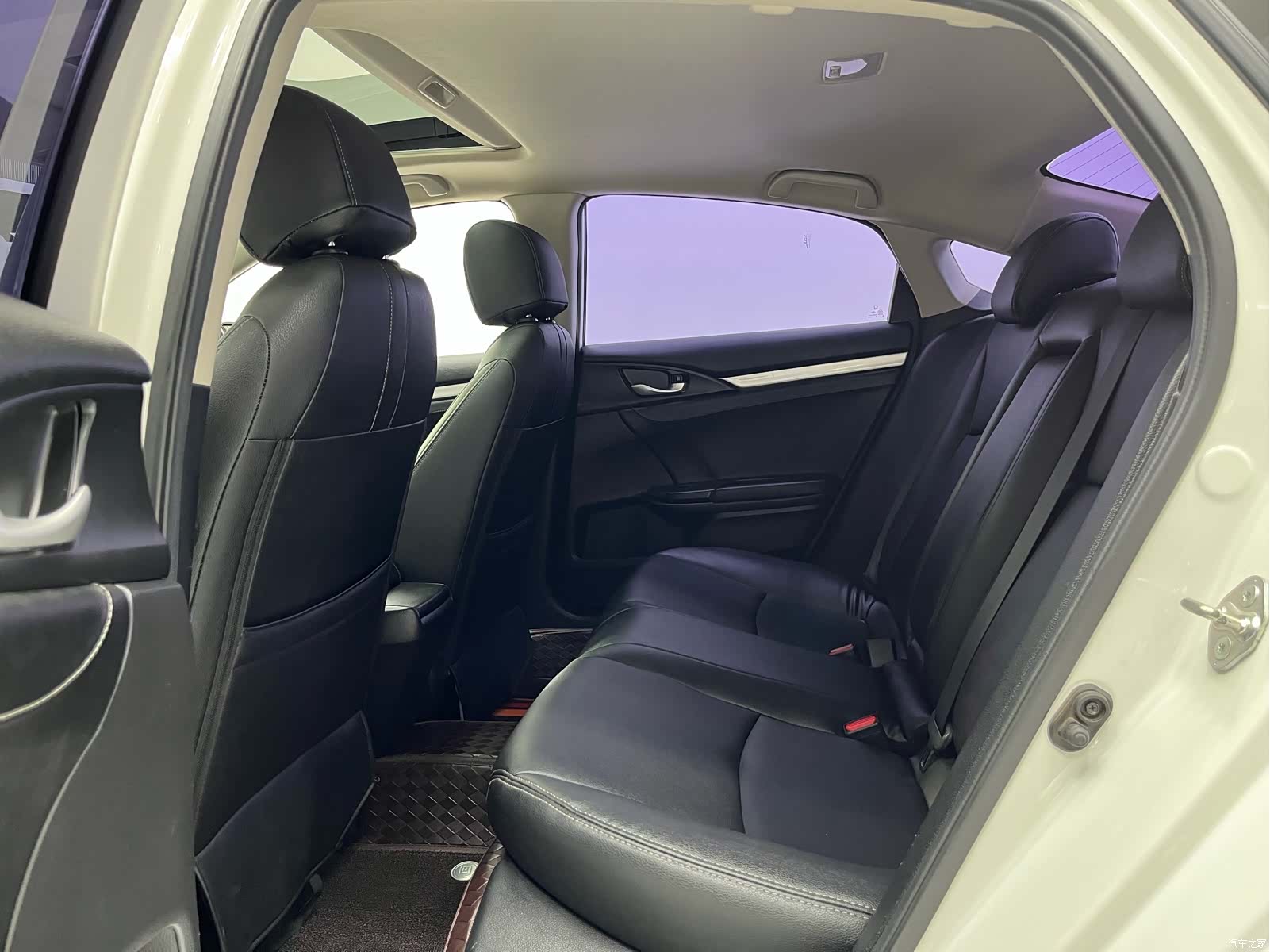 Honda Civic, 2019 все фото