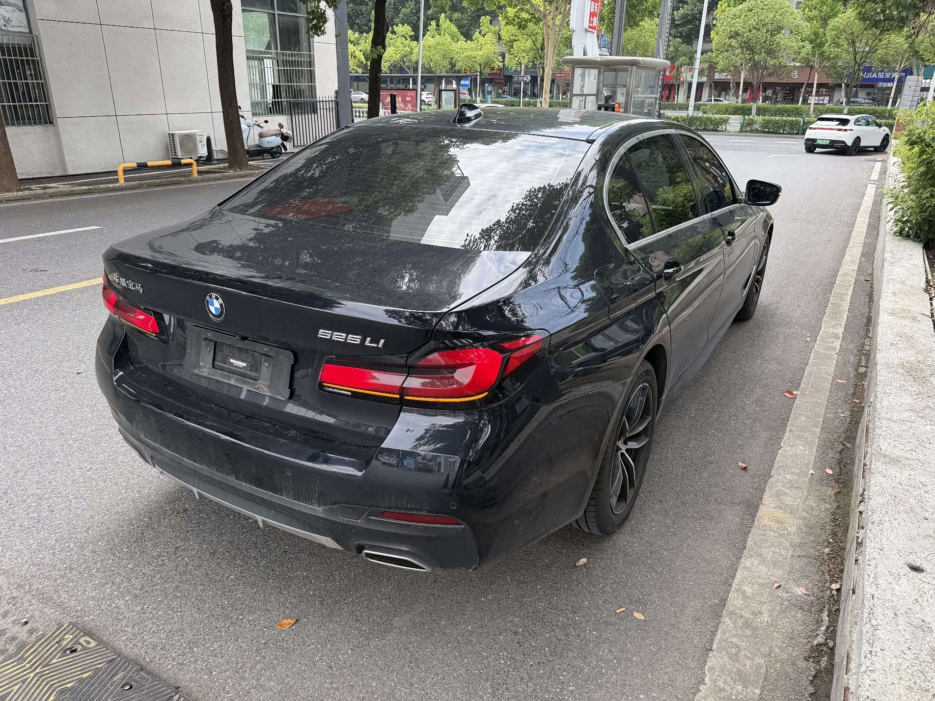 BMW 5 Series, 2023 11