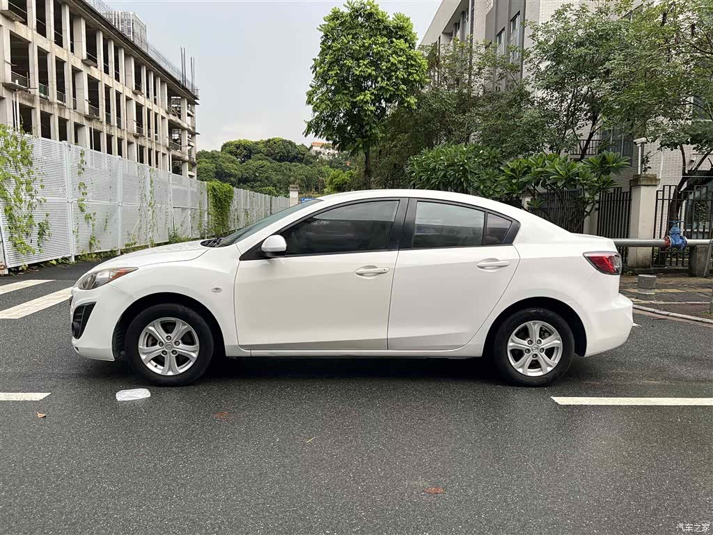 Mazda 3, 2015 2