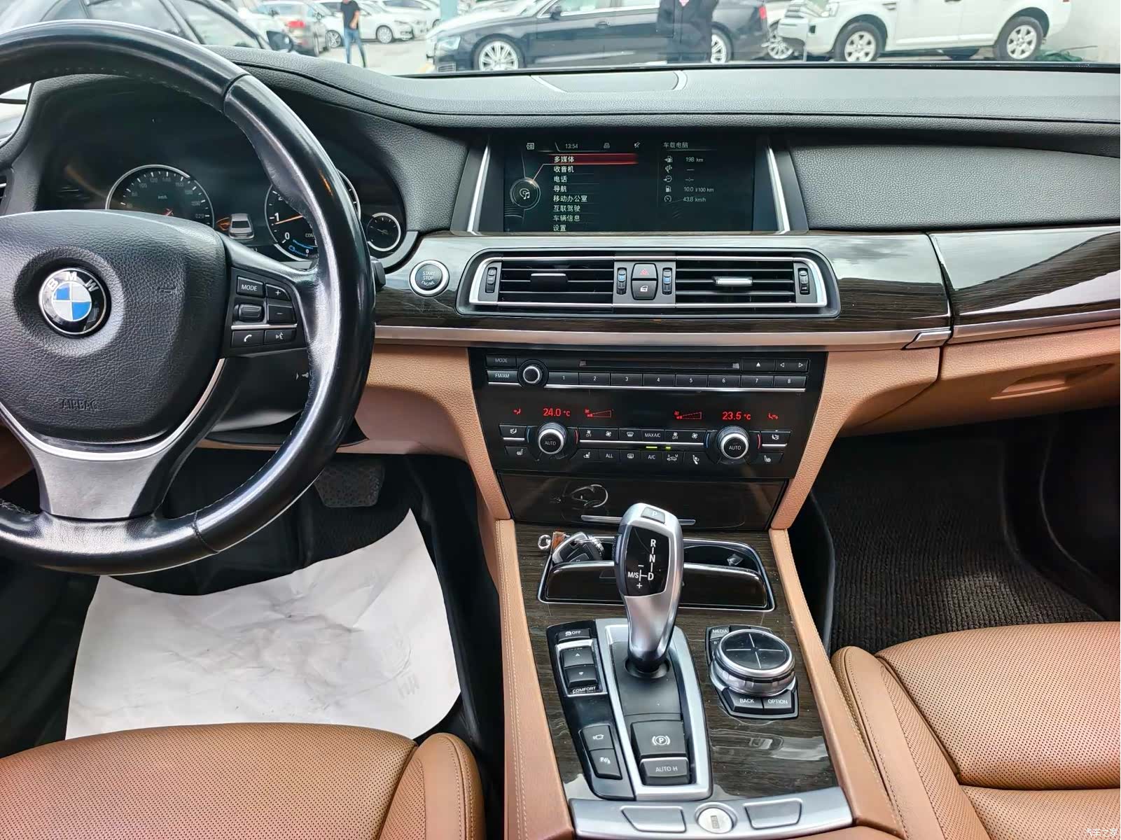 BMW 7 Series, 2013 15