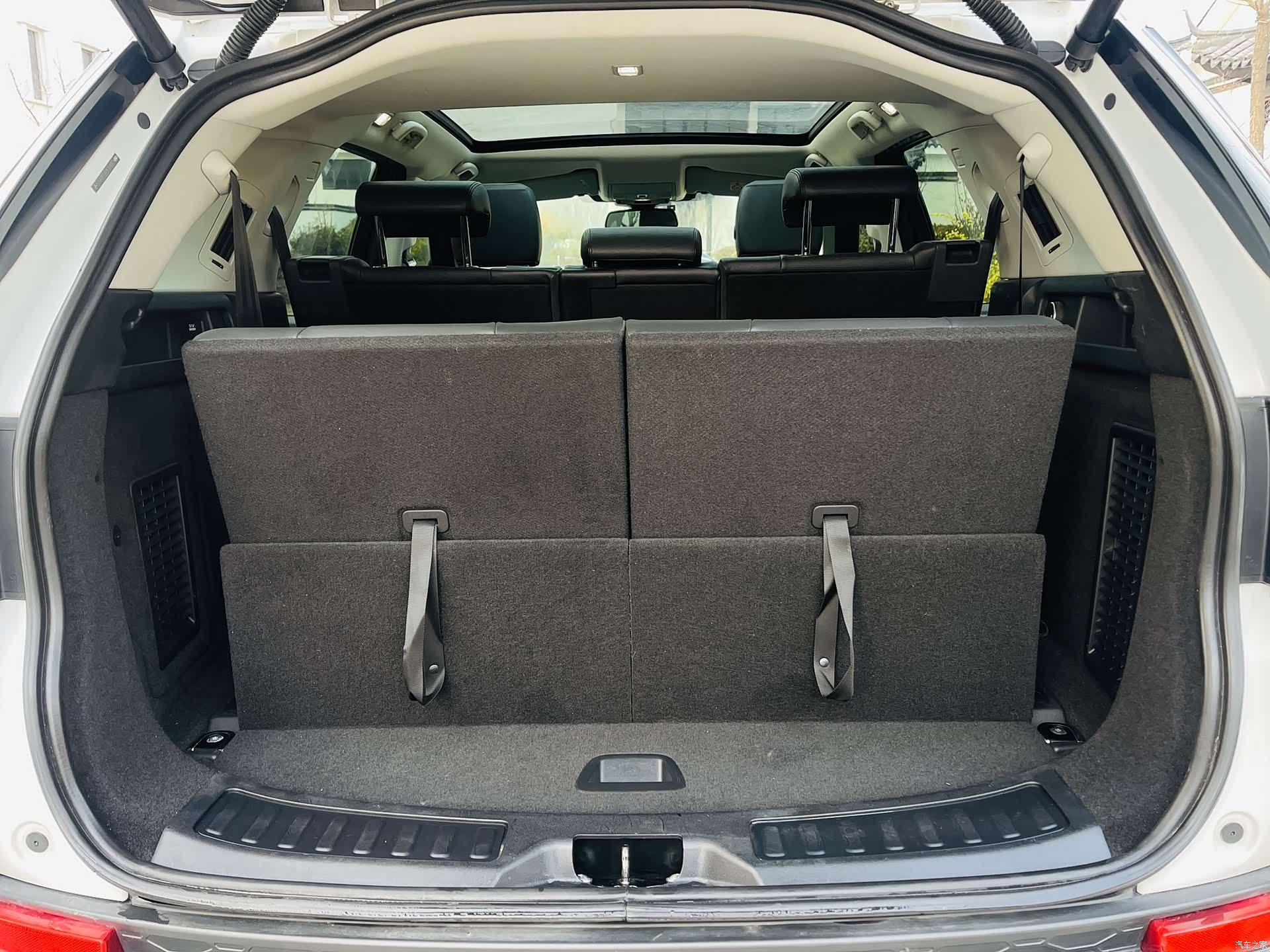 Land Rover Discovery, 2019 16