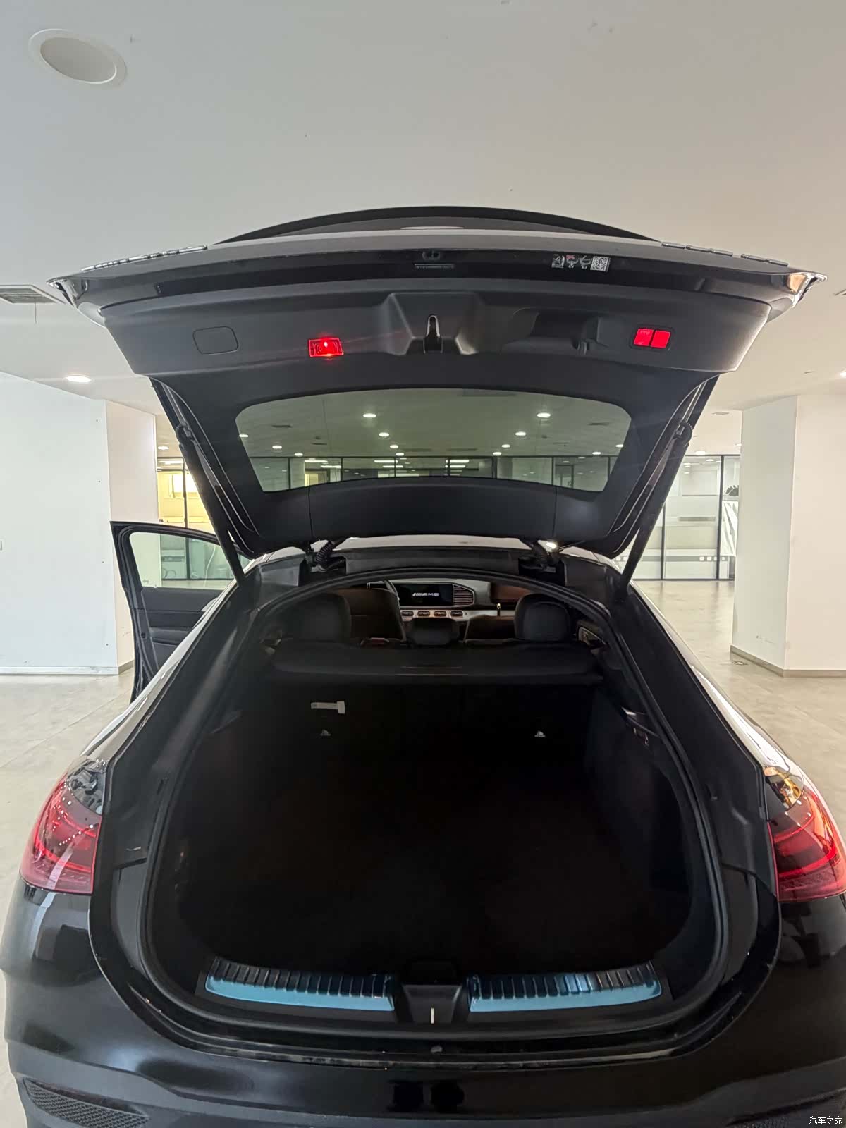 Mercedes-Benz GLE, 2025 9