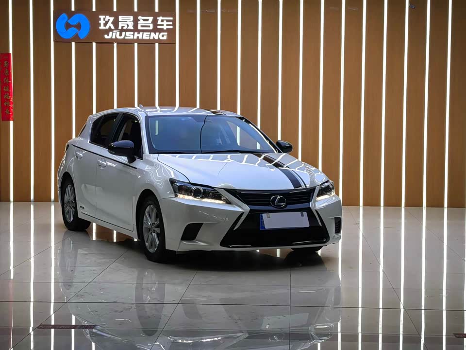 Lexus CT