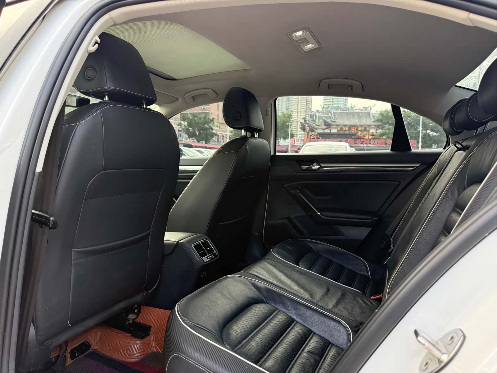 Volkswagen Lamando, 2019 10