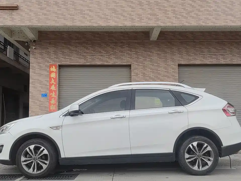 Luxgen Excellent 6 SUV