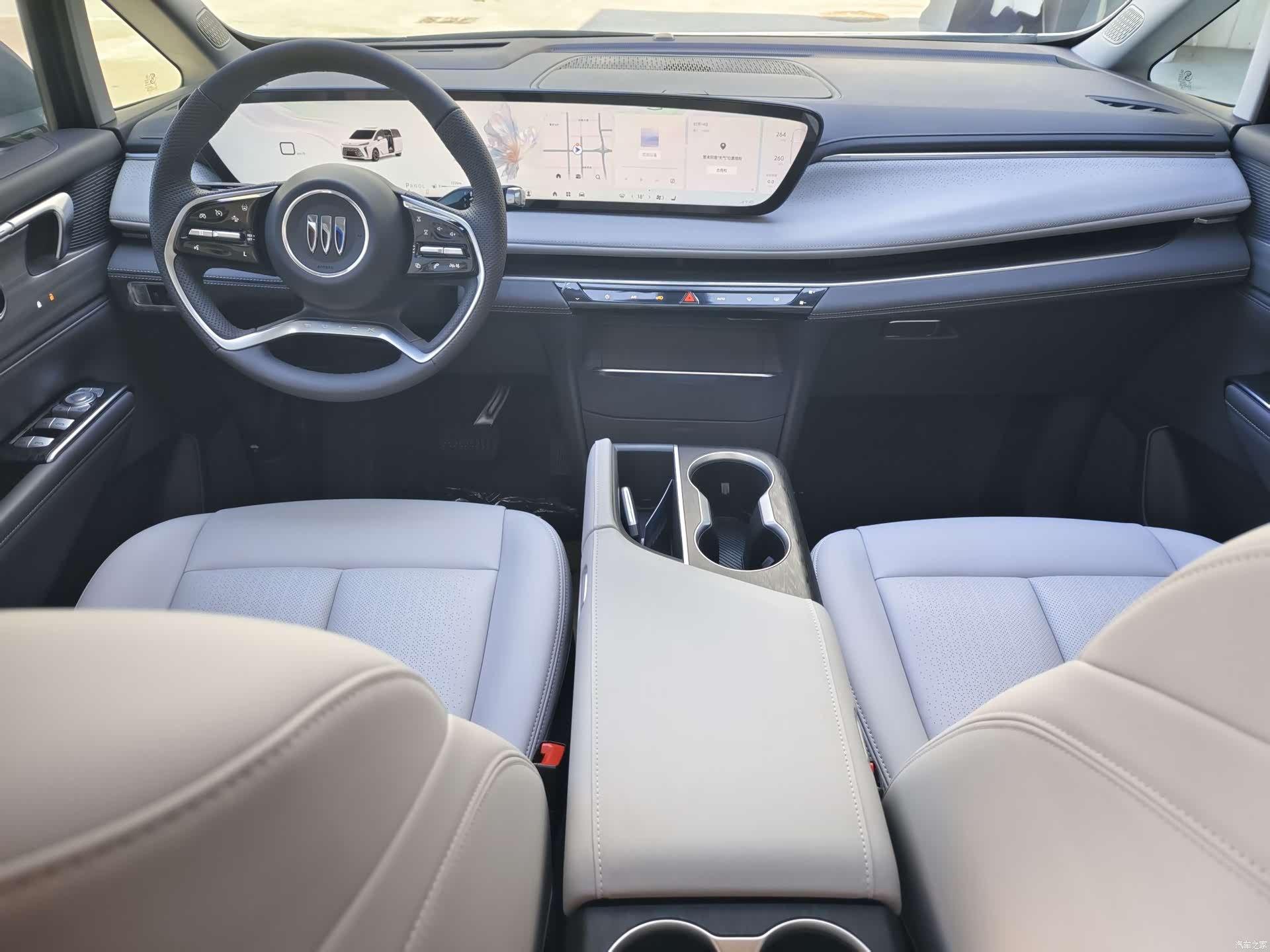 Buick GL8, 2026 12