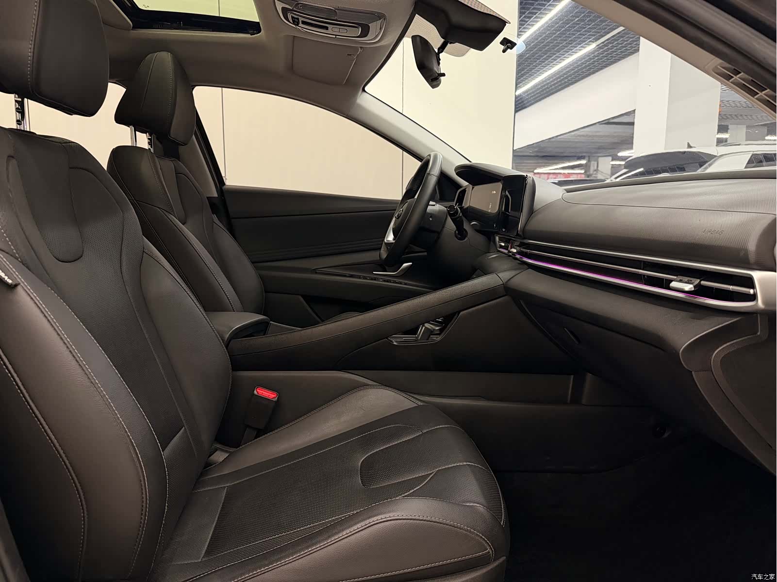 Hyundai Elantra, 2022 13