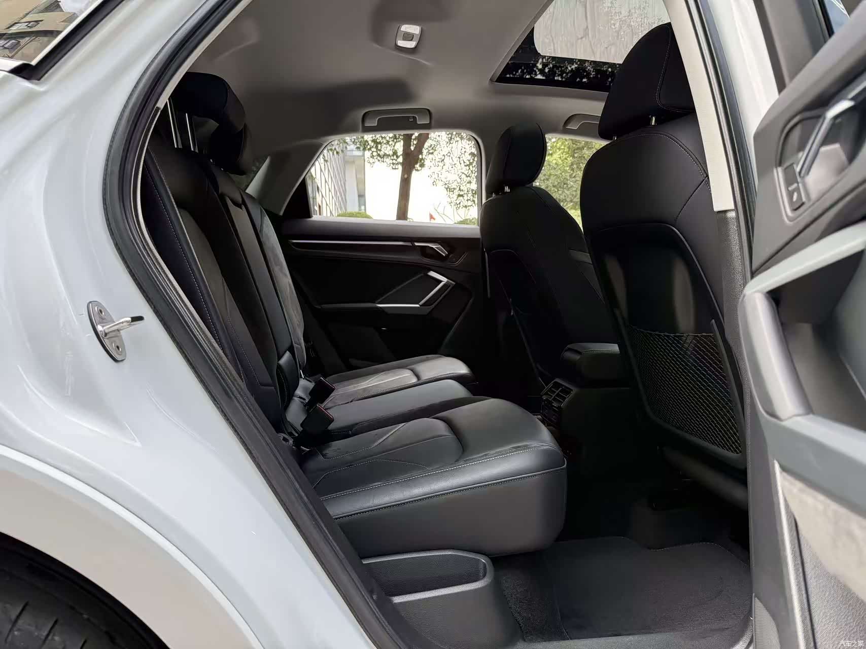 Audi Q3, 2022 14