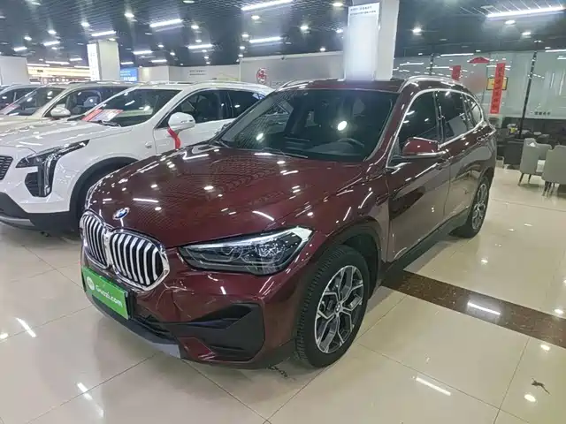 BMW X1 2021 — купить из Китая под заказ