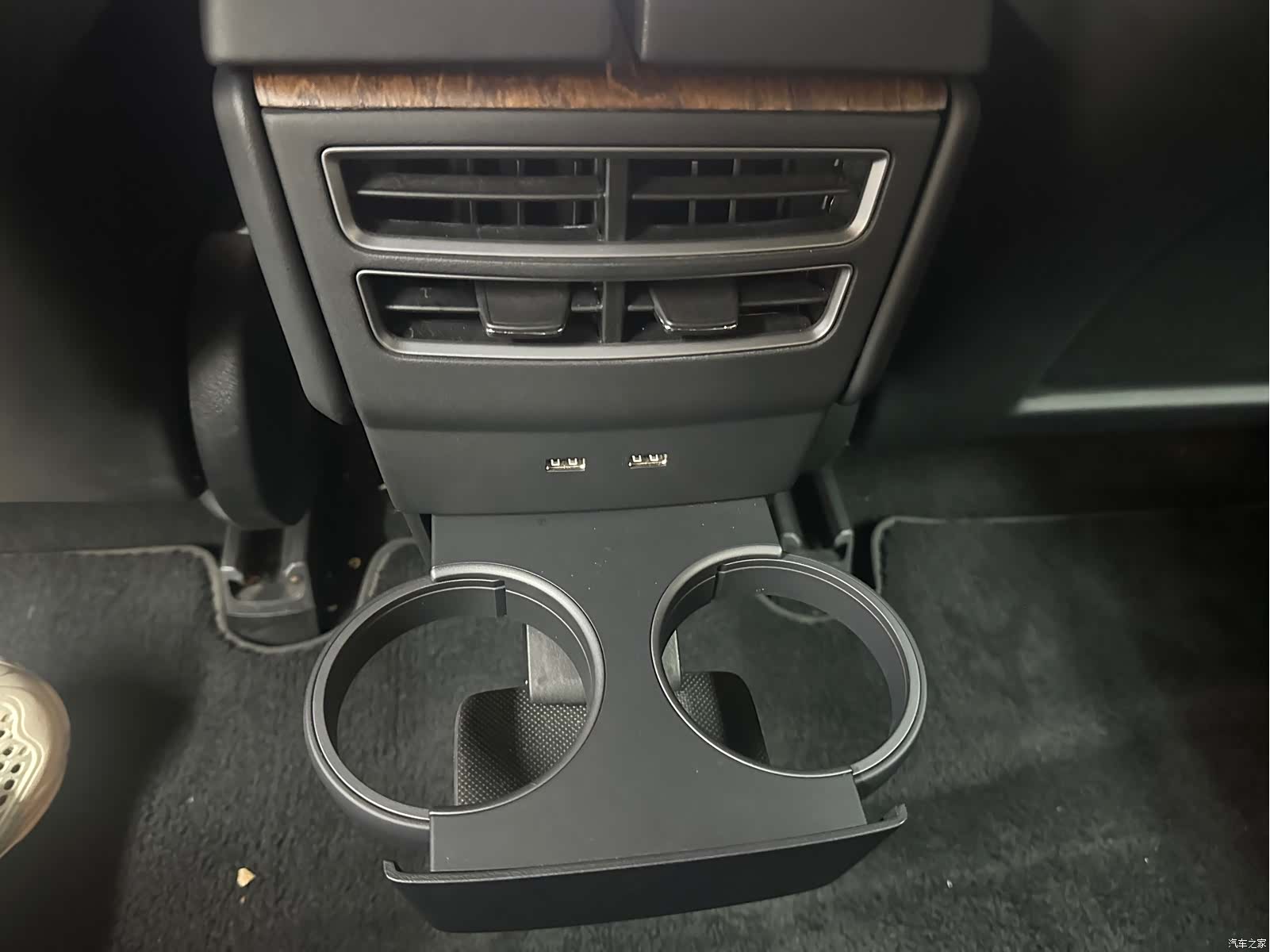 Tesla Model S, 2020 12