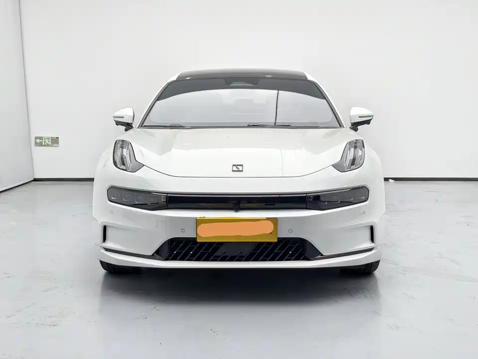 Zeekr 001