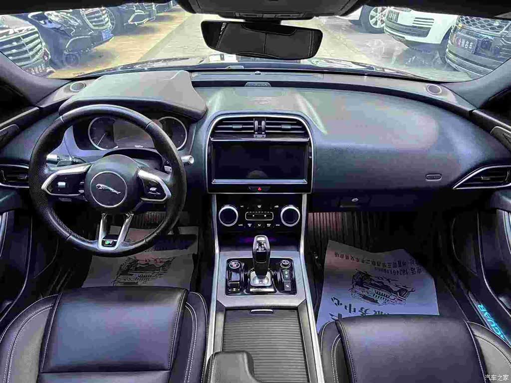 Land Rover XEL, 2019 6