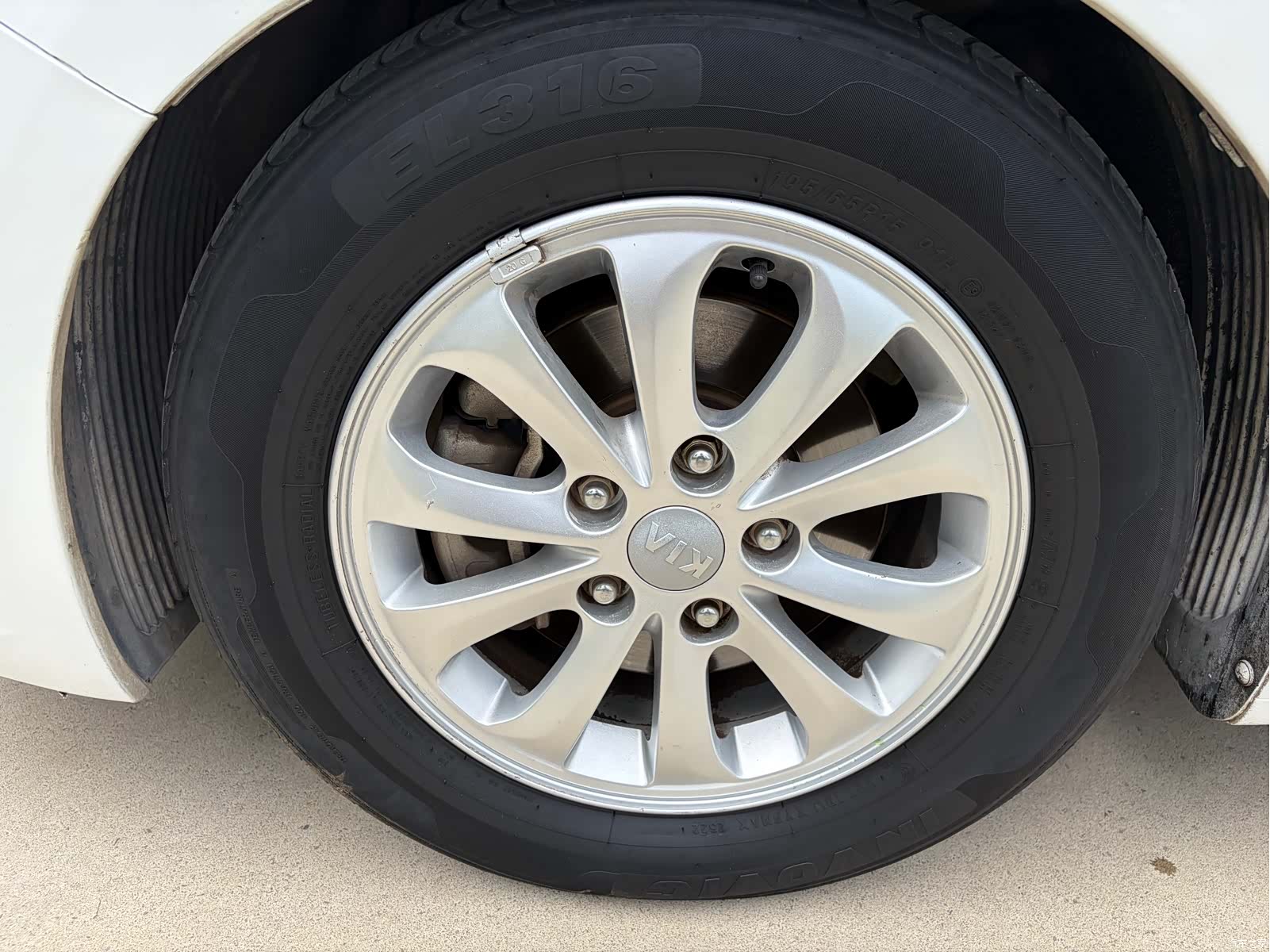Kia K3, 2014 11