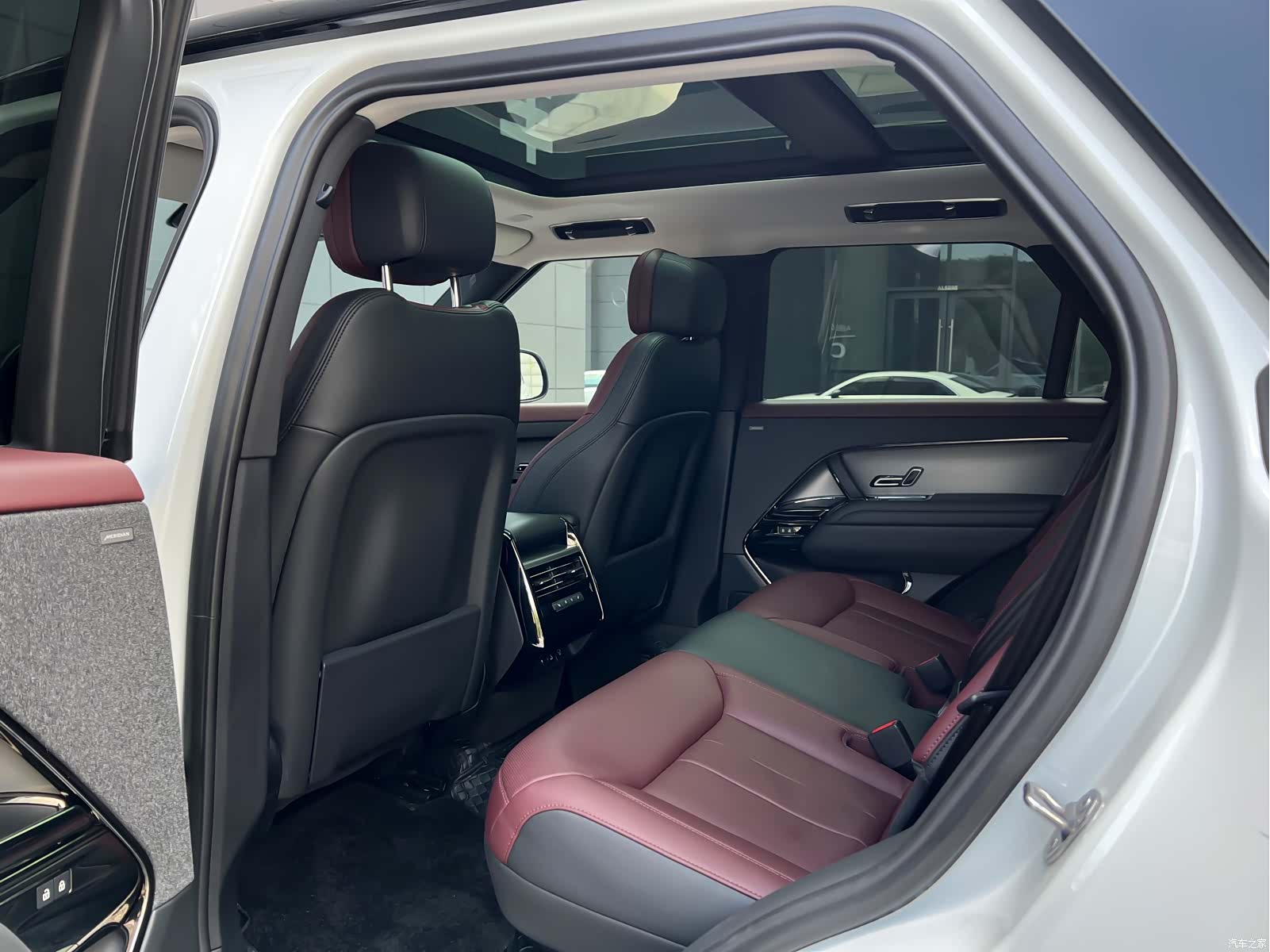 Land Rover Range Rover, 2023 22
