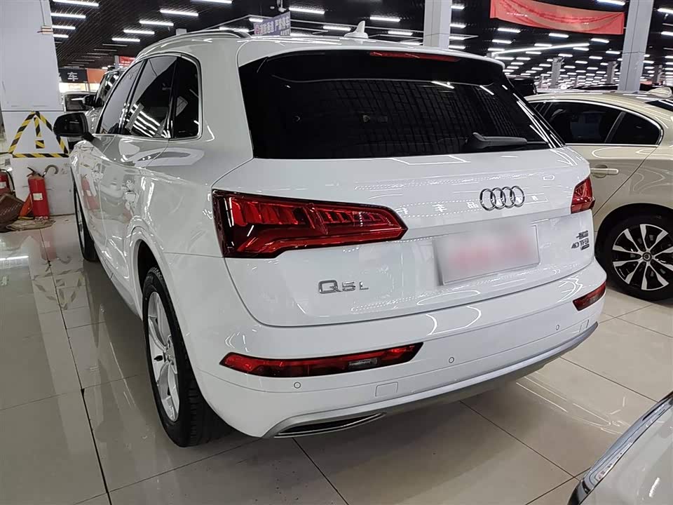 Audi Q5L Audi Q5L
